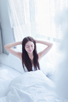 XXX摘花处破女疼痛